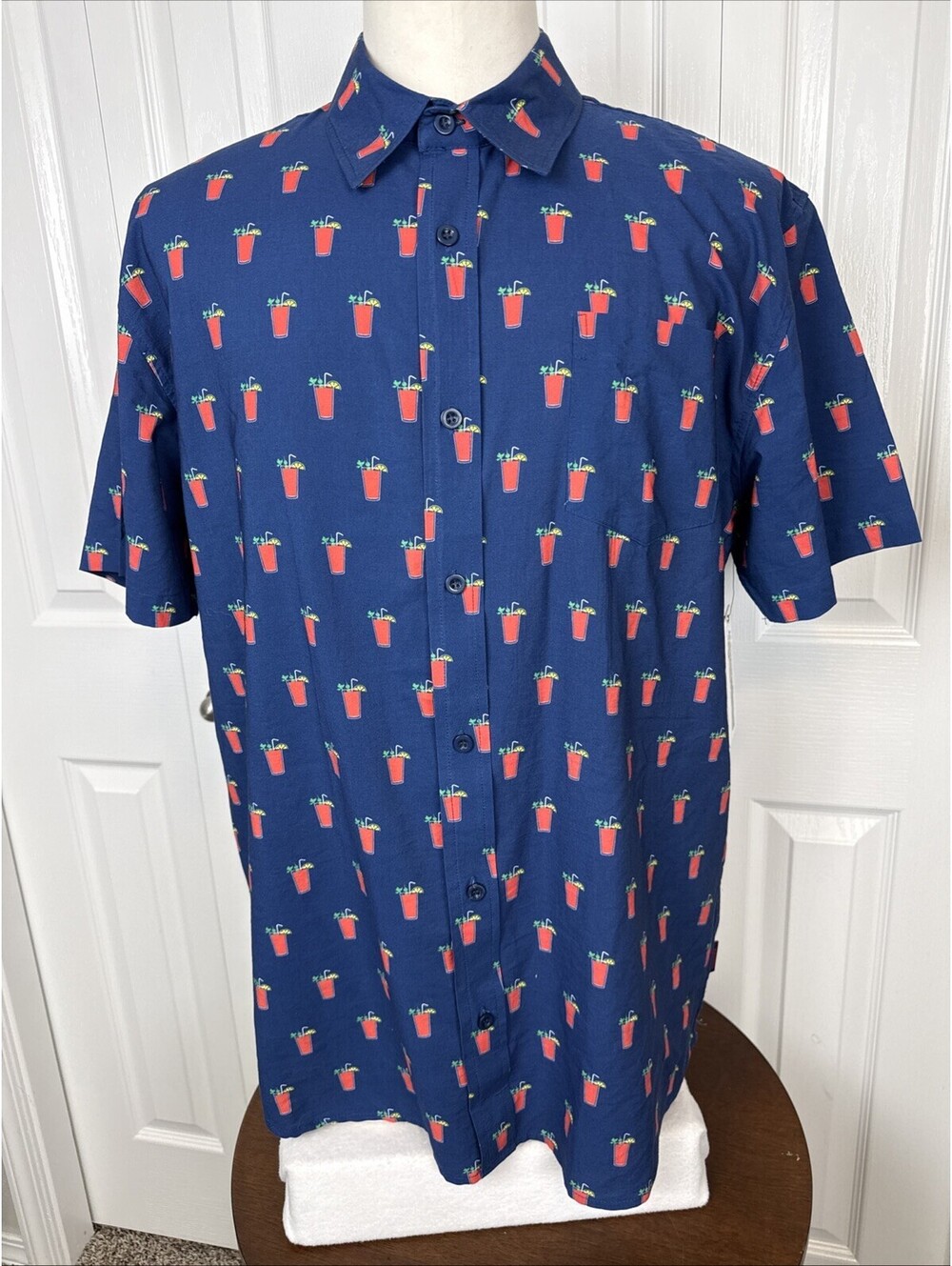 Tipsy Elves Men's XL Button Down Short Sleeve Shirt Blue Bloody Mary Drinks NWT